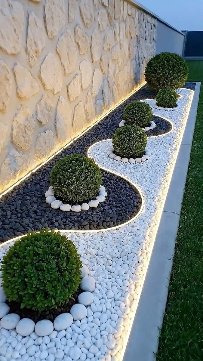 Cuarzo — jardín con cuarzo blanco y oscuro, diseño paisajístico